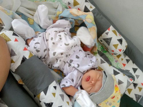 Baby 11 hari hpl 24 Maret...