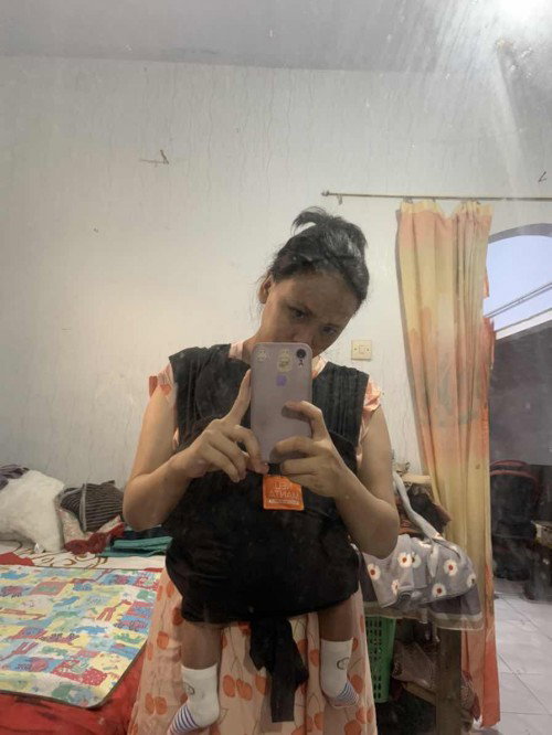 Gendongan M Shape