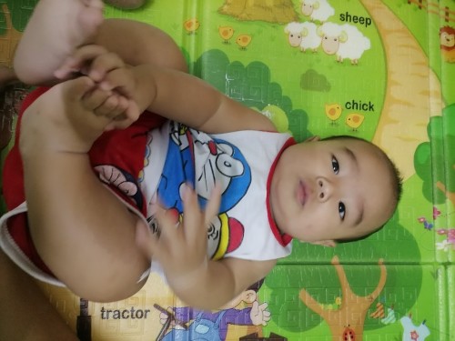แม่ๆครับตอนนี้ผม6เดือน2วันแล้วครับแม่ๆทำอาหารมื้อแรกให้น้องกินมีอะไรบ้างบ้านนี้ว่าจะเริ่มทานพรุ่งนี้