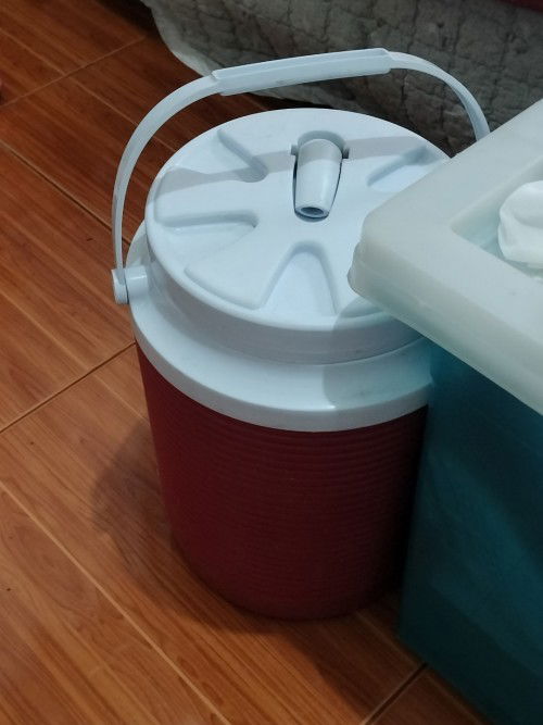 GATAS / BREASTFEEDING MOM