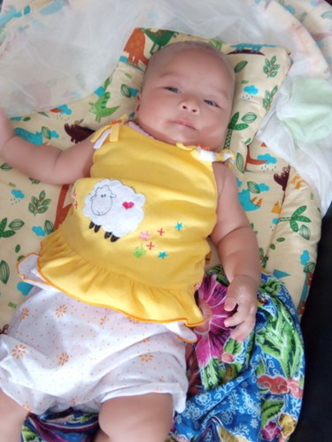 Bund bagi pengalamannya donk ...bayi usia 3 bulan susah tidur di malam hari knp ya tolong bantu jwb