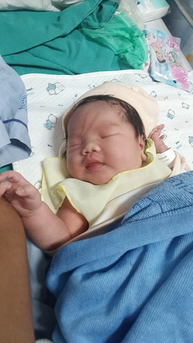 คลอดแล้วนะคะ 3เมษา2566 3200กรัม 10.30น. น้องหนูดีดี้
