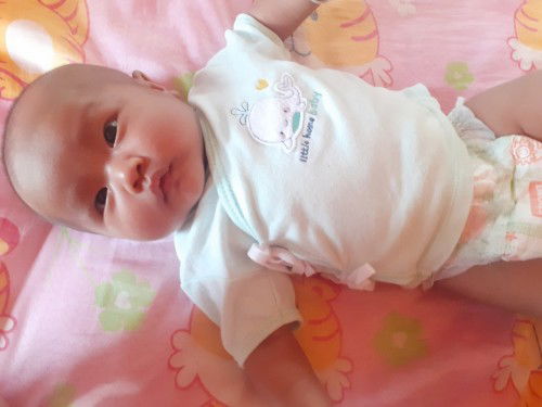 ร้องให้งอแงในช่วงหัวค่ำและกลางดึก