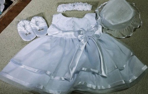 Ginamit na damit na pambinyag