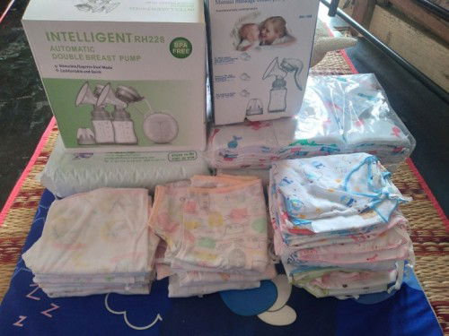 มีแม่ๆบ้านไหนซื้อเสื้อผ้าเยอะๆแล้วลูกใส่ไม่ทันเหมือนบ้านนี้ไหมค่ะ