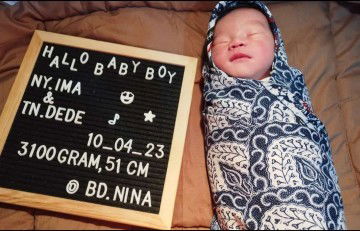 Hpl 22april lahir 10 april
Tapi harus di rawat karena lambungnya kotor