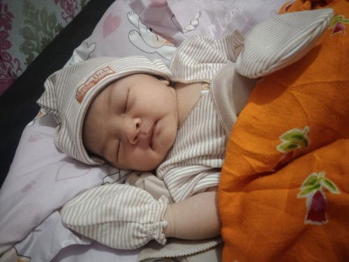 Hpl 15 April lahir 11 April 🥰