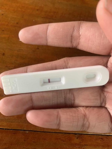 Hello po mga mommy first time mom po kasi ako🥲 tanong kolang po ulit bakit po kaya negative☹️ 1months