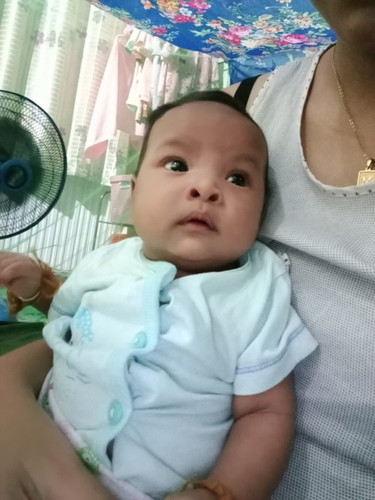 กินนมแม่ล้วนน้องไม่ถ่าย