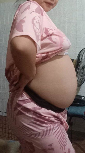 33 weeks pregnant