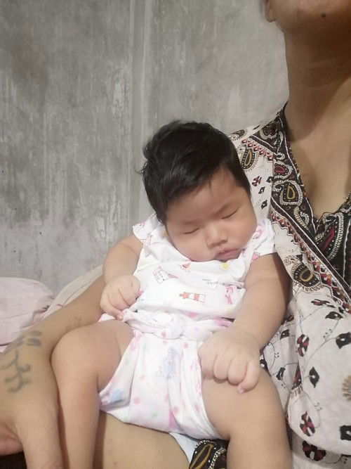 หาของใช้และเสื้อลูกชายค่ะ