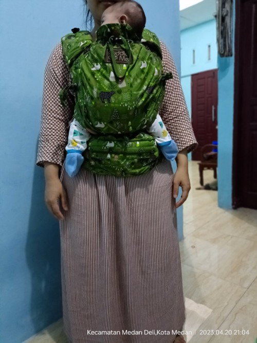 Gendongan m shape