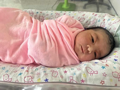 40+3 w แตกแล้วจ้า