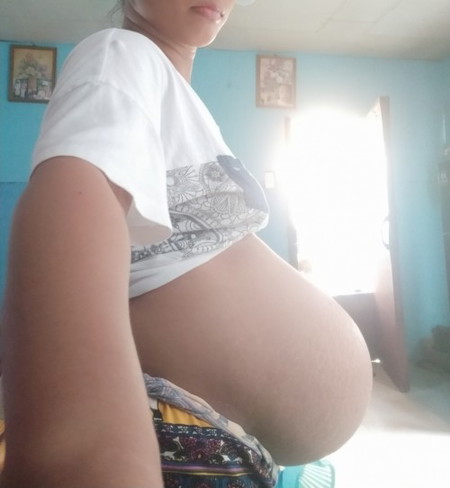 36weeks and 2days,  sumasakit ang balakang syaka puson, everytime nagalaw c baby sa loob,