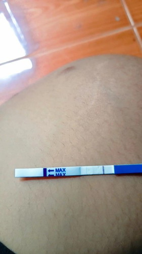 ขึ้นสองขีดจางท้องป่ะค่ะ