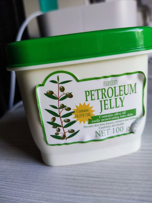 Try ni cari diwats0n untuk kulit kering, gatal2 kemerahan, dan kulit merengsa