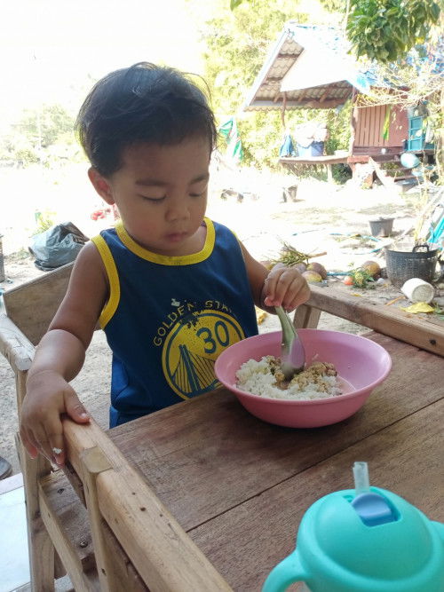 ลูกของคุณแม่ๆเริ่มพูดกันตอนกี่ขวบค่ะ