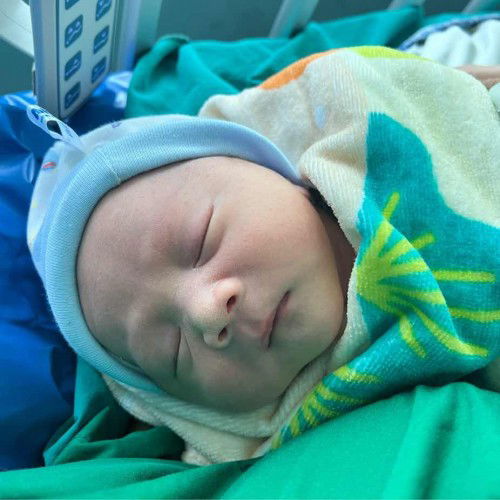 แตกแล้วจ้า  37+1 W