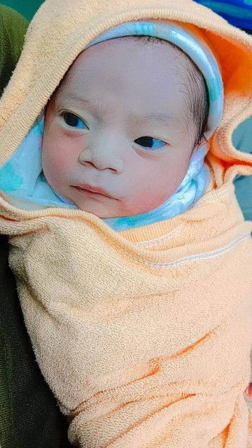 แตกแล้วค้าาา