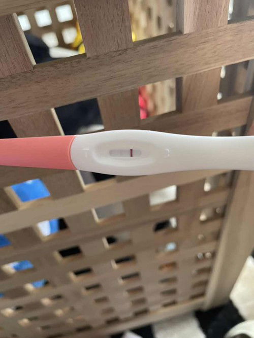 Salam. Hari ni sepatot nya due period sy. Nampak kabur. Pregnant ke tu mummy?