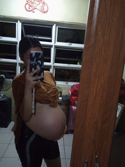 Ayos lang po ba ang gantong tummy? 39 weeks na po ako, sobrang baba na ganyan pó itsura.