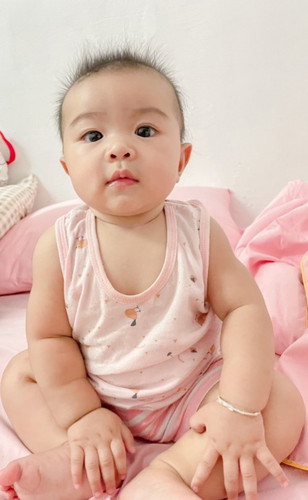 ปกติน้องกี่เดือนถึงคลานครับ