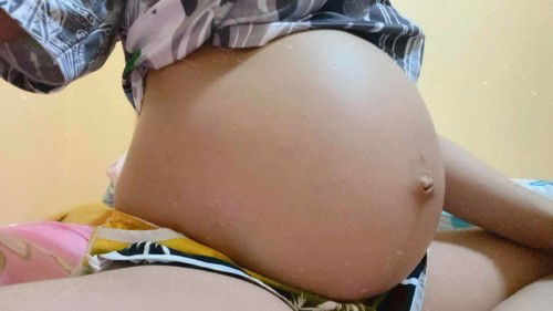 36w3d มีแต่คนทักว่าท้องเล็กกก แม่ๆว่าเล็กไหมค่ะ😊