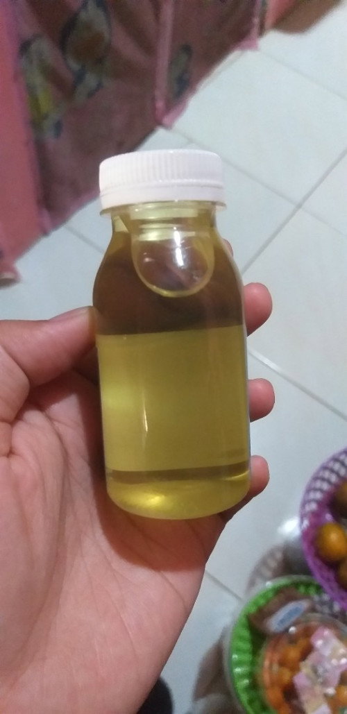 Minyak kelapa asli