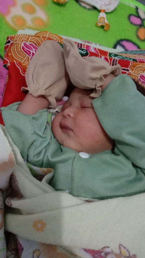 Alhamdulillah HPL 22 mei lahir 20 mei