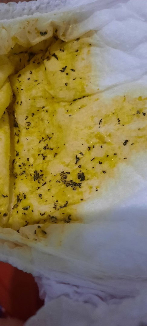 Pup bayi ada bintik hitam