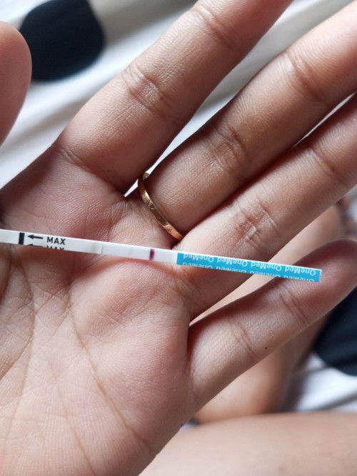 Tespek garis 2 tp agak samar d foto k