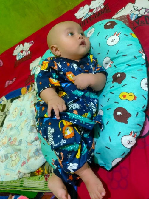 MasyaAllah tabarrakallah 🤗
Baby 3bulan 😚