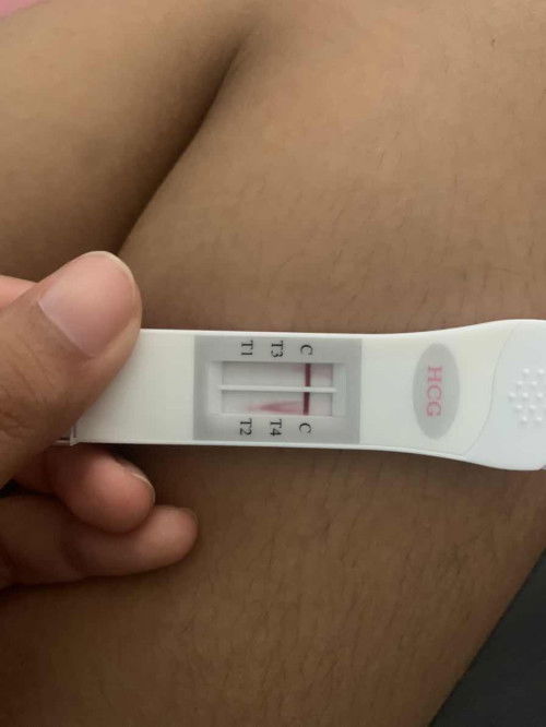 ช่วยดูให้หน่อยค่ะว่าท้องไหม