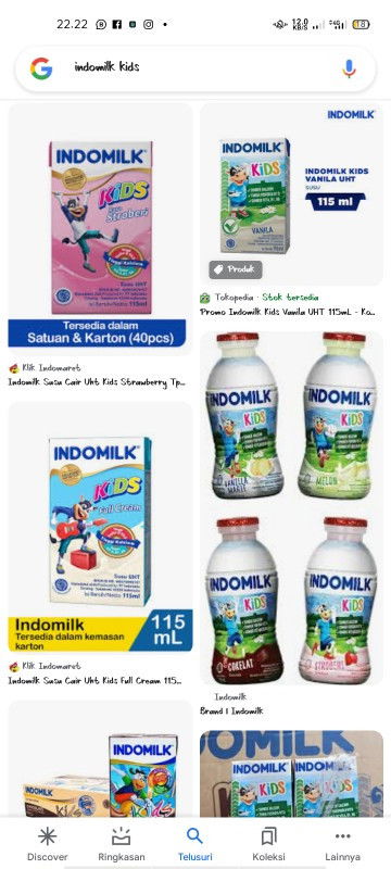 Anak minum susu kotak