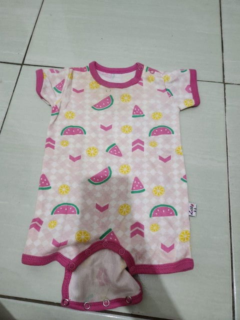 JUAL PERLENGKAPAN BAYI PRELOVED