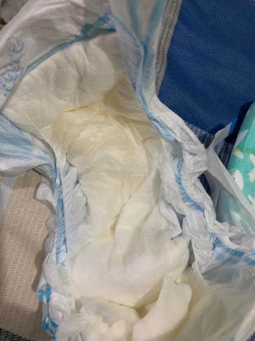 Pwede ko na kaya itigil ang formula milk? mag 6 months na si baby