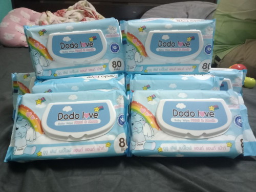 ทิชชู่เปียกเช็ดมือเช็ดปาก