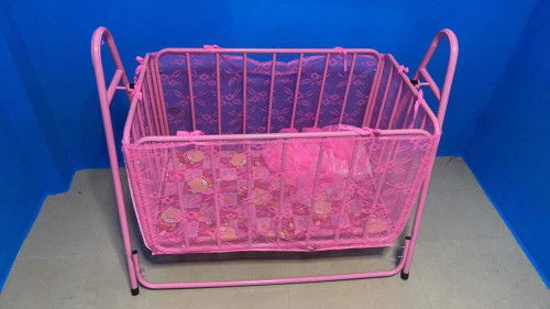 มีใครสนใจเปลไกวไหมคะ ขายต่อ400บาท ใช้ครั้งเดียว มีมุ้งมีเบาะ ไม่มีที่นอนเสริม