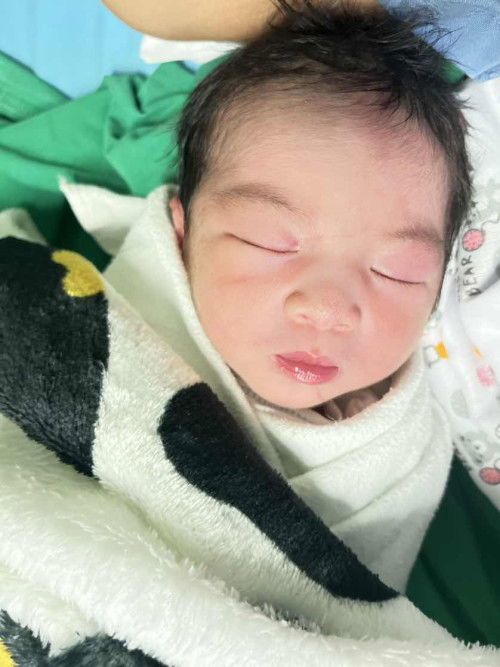 แตกแล้วค้า 16/06/66 40wพอดีตามกำหนด