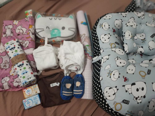 Ingin membagikan perlengkapan baby masih baru semua