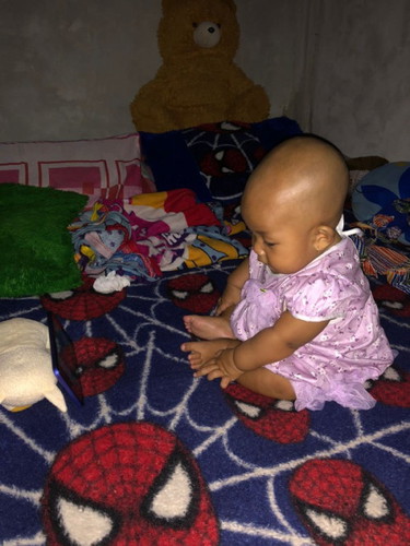 Bunda klo usia anak baru 5 bulan apakah boleh ya diajarkan duduk