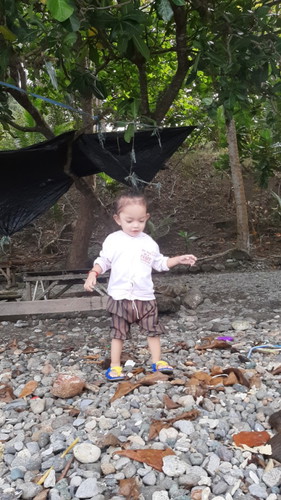 hello po sana masagot,normal lang po sa 1yr and 9months na baby na mahina kumaen minsan ayaw nya din