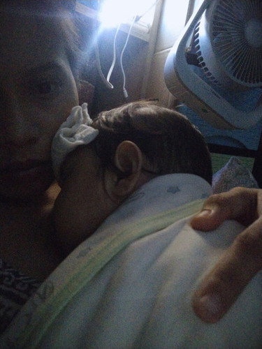 Normal po ba magkakalagnat si baby, pag nagngingipin na? Kase baby ko ngayon may dalawang ipin