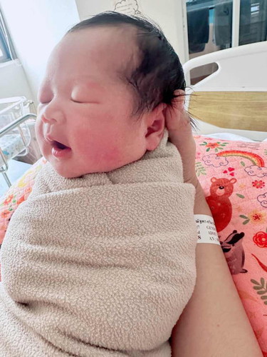 ทีม ก.ค. แตกแล้วจ้า ใครมีวิธีแนะนำให้น้ำนมแม่ออกเยอะๆบ้างคะ