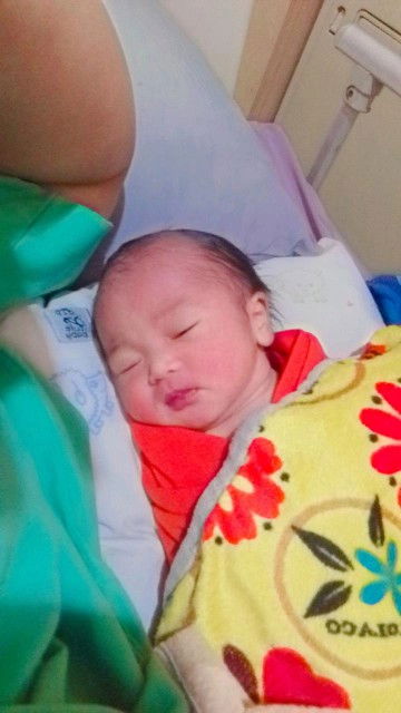 Hy Bun wkt itu saya prnh bikin story kontraksi sblm jdwl SC wkt tgl 8 baby saya sdh launching