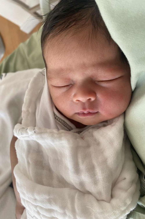 แตกแล้วค่ะ 39w5d