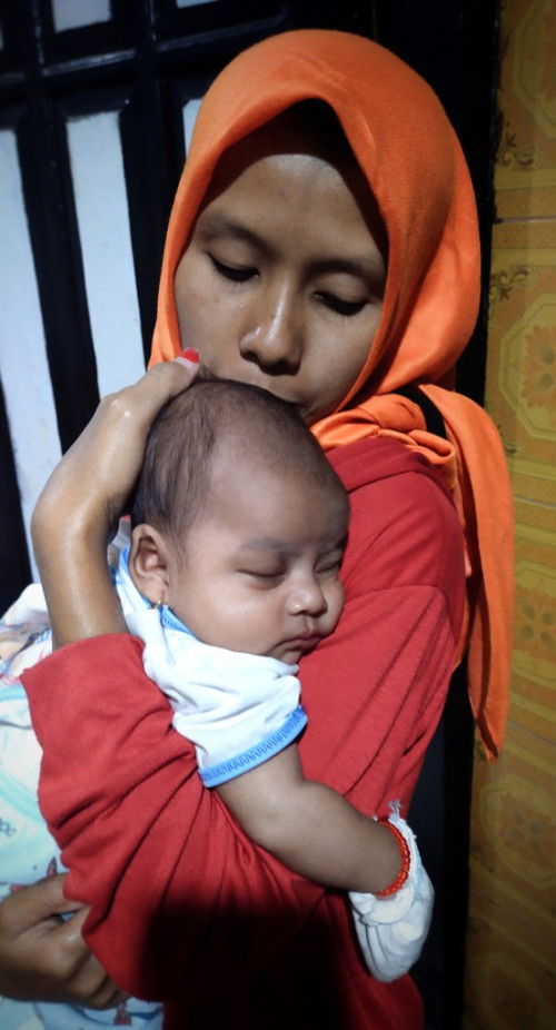 Gimana cara ngatasi bayi kgetan