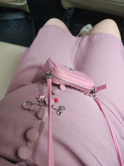 แม่ๆบ้านไหนท้องออกช้าบ้างคะ