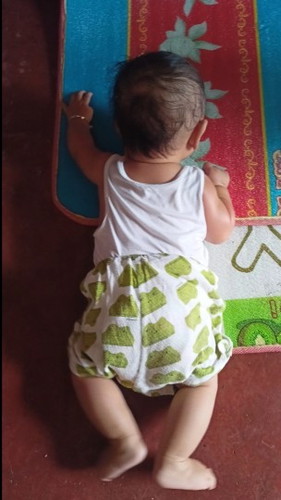 Hello mga mie, masyado bang maaga kung 3month and 14 days palang nakadapa na ng kuso ang baby ko ?