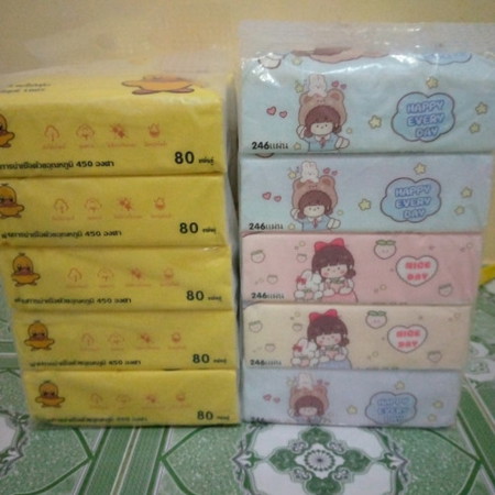ขายกระดาษทิชชู 1 แพ็คมี 5 ห่อราคา 40 บาท